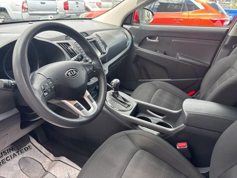 Used 2011 Kia Sportage LX w/ Convenience Pkg image 15
