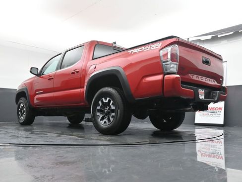 Used 2021 Toyota Tacoma TRD Off-Road w/ Technology Package image 38