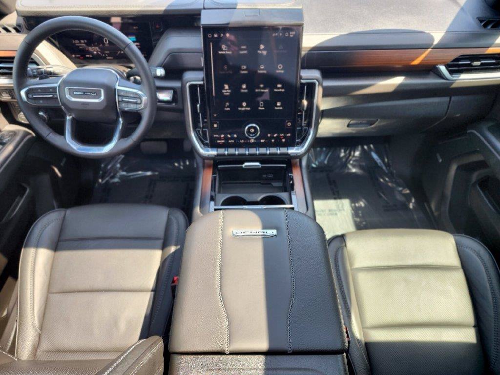 Used 2026 GMC Yukon XL Denali w/ Sun & Power Step Package AWD/4WD image 10