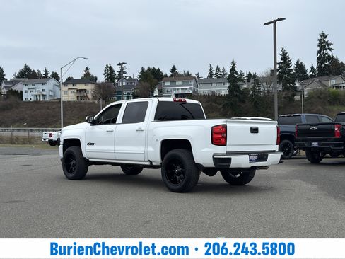 Used 2018 Chevrolet Silverado 1500 LT w/ All Star Edition image 41