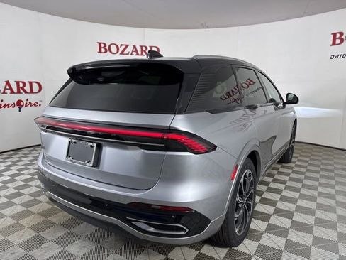 New 2026 Lincoln Nautilus Reserve image 7