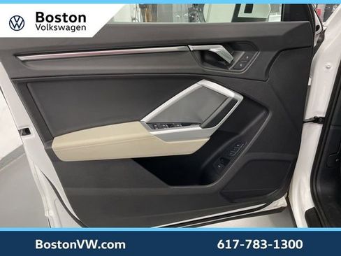 Used 2022 Audi Q3 2.0T Premium w/ Convenience Package image 29