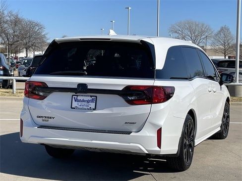 Certified 2026 Honda Odyssey Sport-L image 4