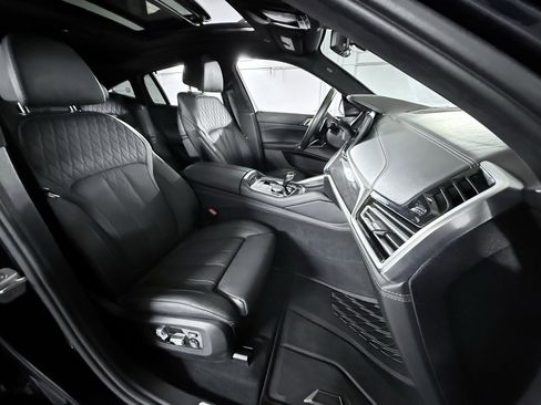 Used 2020 BMW X6 M50i w/ Executive Package image 28