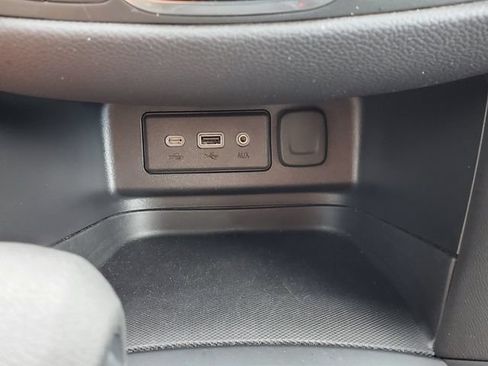 Certified 2024 Chevrolet Equinox LT w/ LPO, Floor Liner Package AWD/4WD image 34
