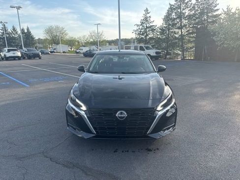 Certified 2023 Nissan Altima 2.5 SV w/ SV Premium Package image 2