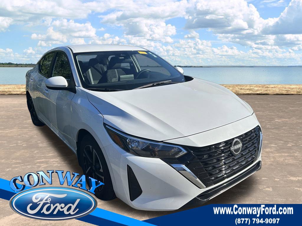 Used 2025 Nissan Sentra SV FWD image 1
