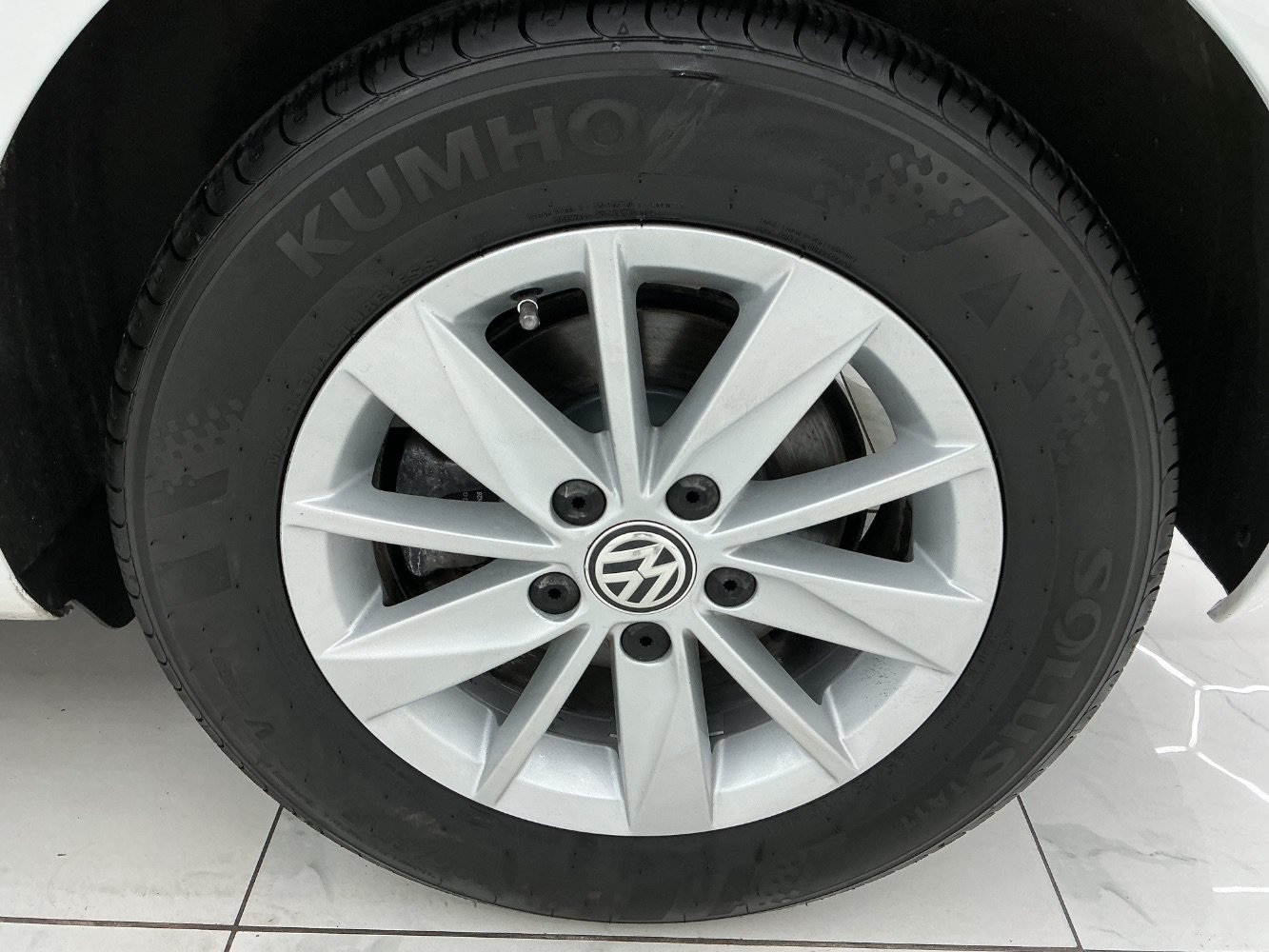 Used 2016 Volkswagen Golf S FWD image 44