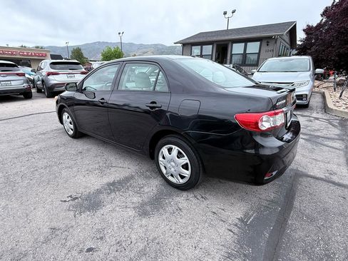 Used 2012 Toyota Corolla LE FWD image 3