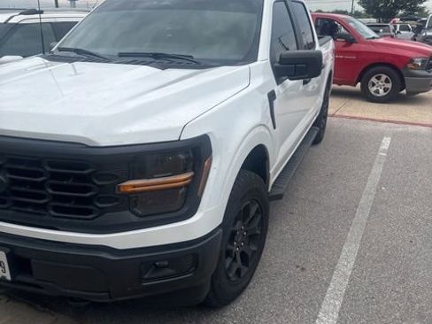 Used 2025 Ford F150 STX w/ Equipment Group 201A FX4 AWD/4WD image 4