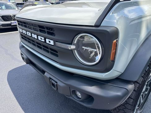 Certified 2024 Ford Bronco Black Diamond AWD/4WD image 9