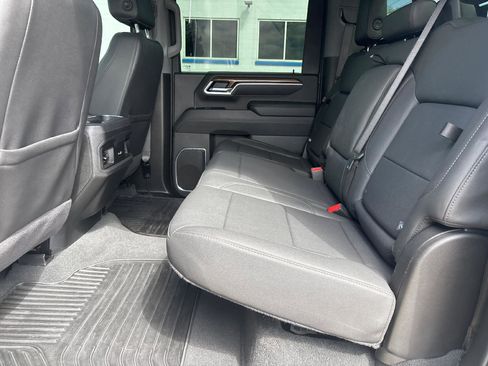 Used 2025 Chevrolet Silverado 2500 LT w/ Safety Package AWD/4WD image 28