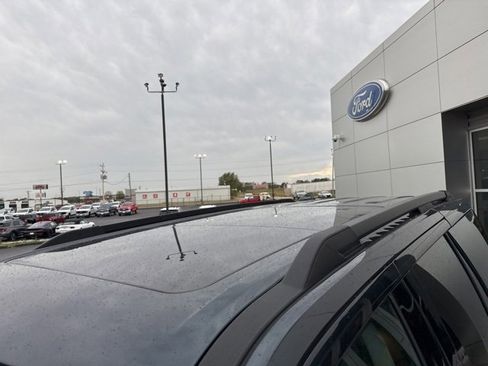 New 2025 Ford Expedition Active image 11