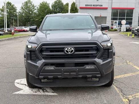 Used 2025 Toyota Tacoma SR5 AWD/4WD image 2