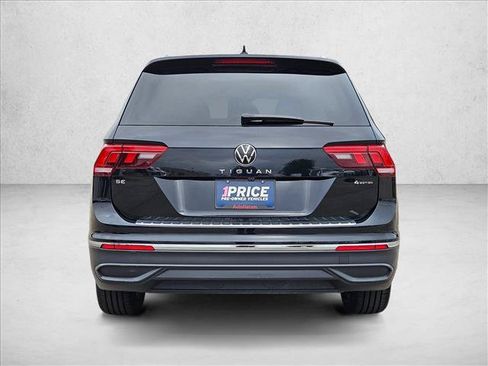 Used 2022 Volkswagen Tiguan SE AWD/4WD image 7