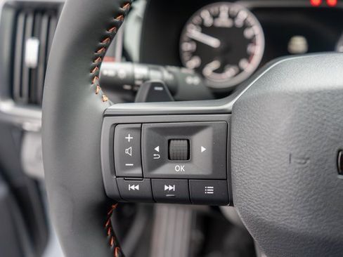 New 2026 Nissan Pathfinder SV image 13