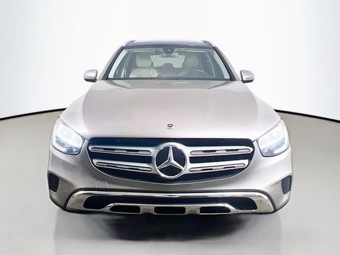 Used 2021 Mercedes-Benz GLC 300 image 2