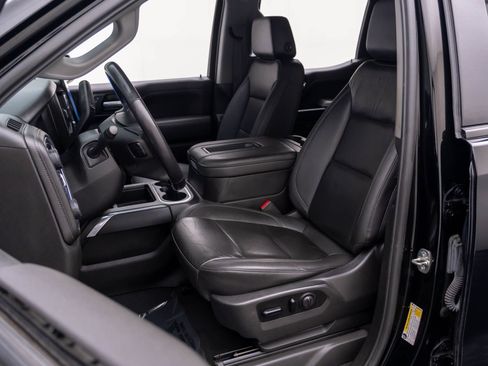 Used 2021 Chevrolet Silverado 1500 LT Trail Boss w/ Convenience Package II AWD/4WD image 16