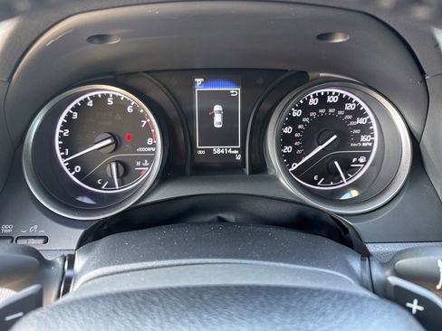 Used 2022 Toyota Camry SE image 21