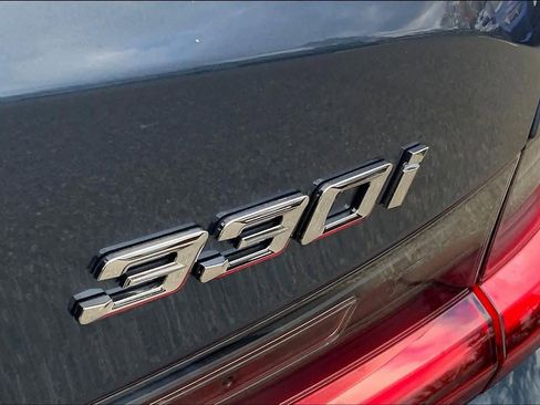 New 2025 BMW 330i xDrive Sedan w/ Premium Package image 15