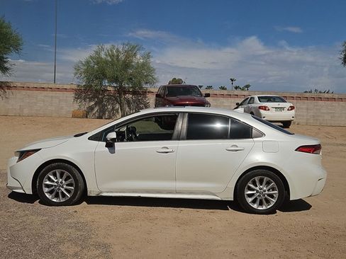 Used 2020 Toyota Corolla LE w/ LE Premium Package FWD image 8