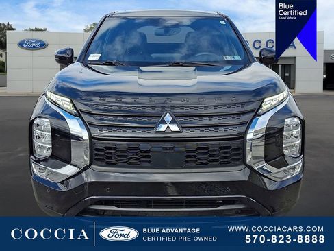 Used 2023 Mitsubishi Outlander SEL image 2