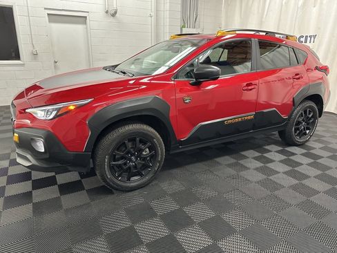 Used 2024 Subaru Crosstrek 2.5i Wilderness image 2