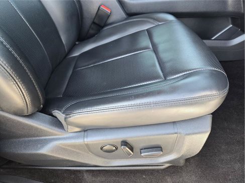 Used 2022 Ford Expedition XLT RWD image 22