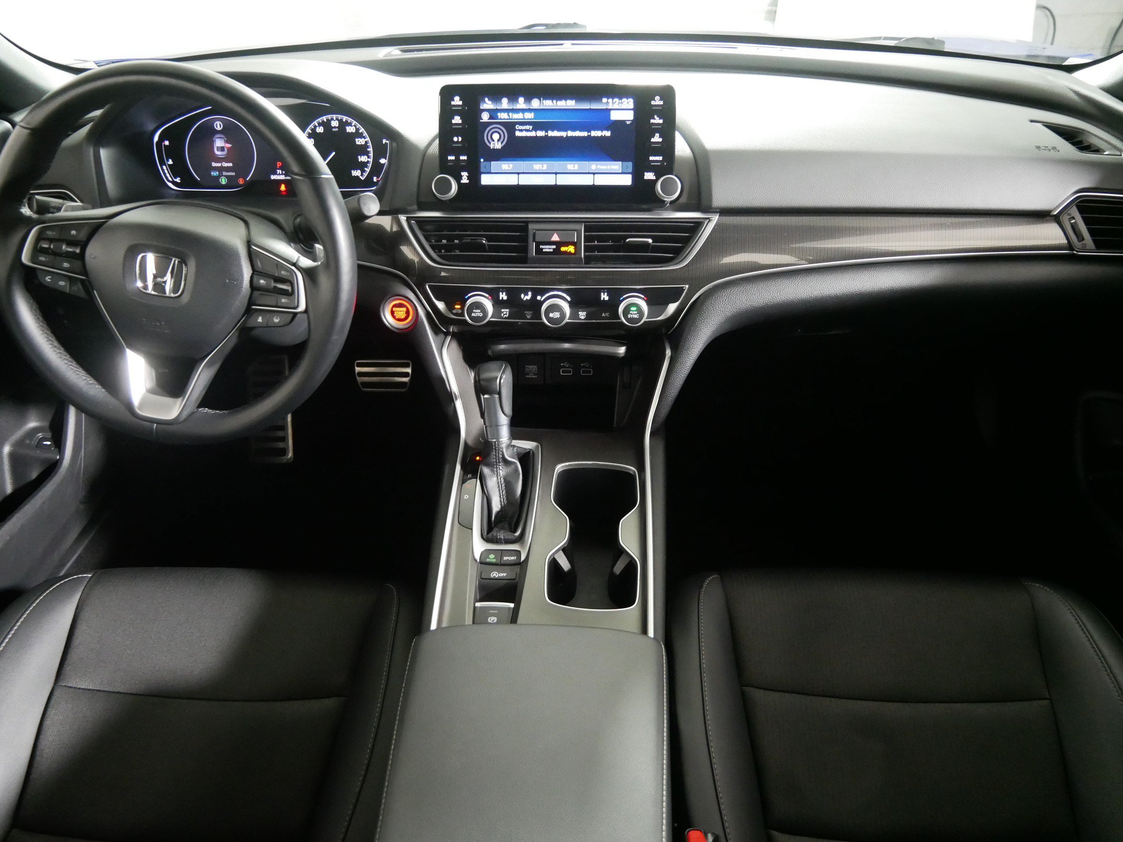 Used 2022 Honda Accord Sport image 10