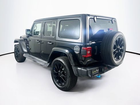 Used 2022 Jeep Wrangler Sahara image 5