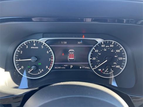 Used 2024 Nissan Pathfinder SL w/ Lighting Package (N92) image 26