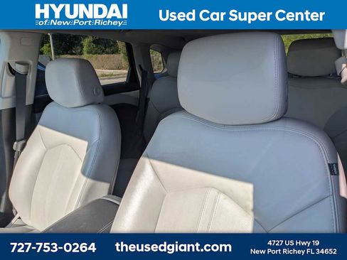 Used 2016 Cadillac SRX Luxury w/ Driver Awareness Package AWD/4WD image 3