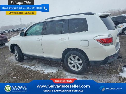 Used 2013 Toyota Highlander SE image 3