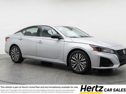 Used 2025 Nissan Altima 2.5 SV