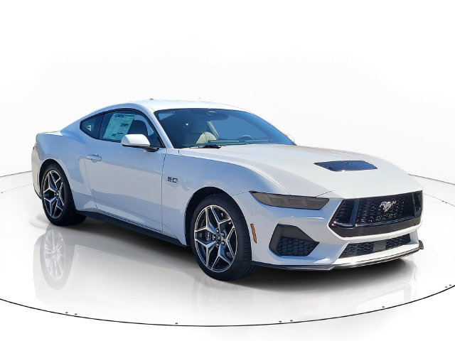 New 2026 Ford Mustang GT w/ GT Performance Package RWD image 3