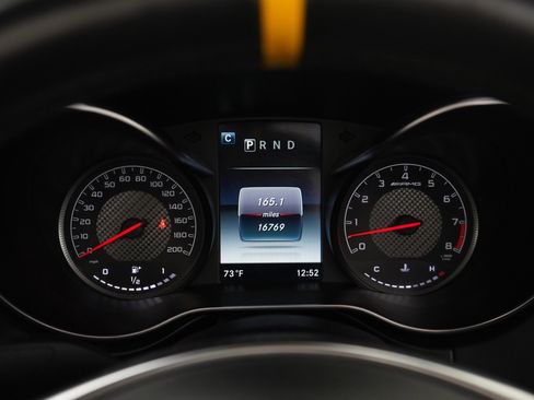 Used 2019 Mercedes-Benz AMG GT Roadster image 21