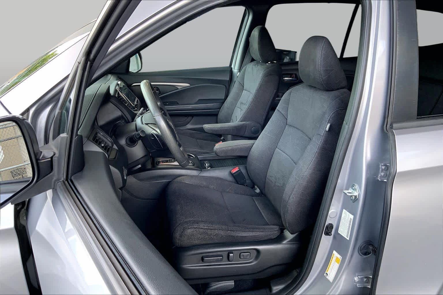 Used 2022 Honda Pilot Sport image 8