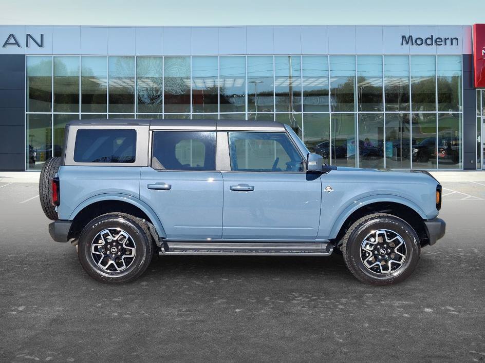 Used 2025 Ford Bronco Outer Banks AWD/4WD image 4