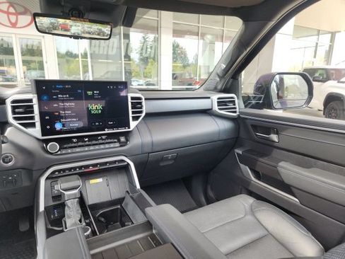 Used 2023 Toyota Tundra Platinum AWD/4WD image 24
