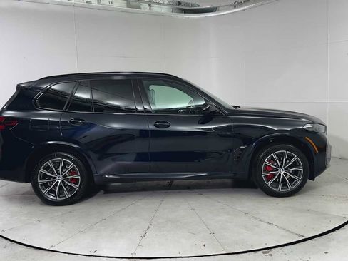 New 2026 BMW X5 M60i image 9