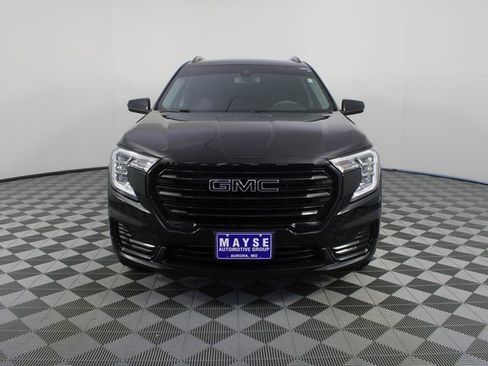 Used 2023 GMC Terrain SLE w/ Driver Convenience Package image 27