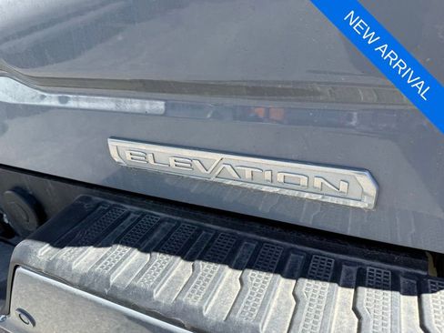 Used 2024 GMC Sierra 1500 Elevation w/ Elevation Premium Package AWD/4WD image 7