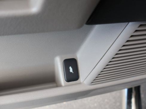 Used 2012 Honda Pilot LX image 16