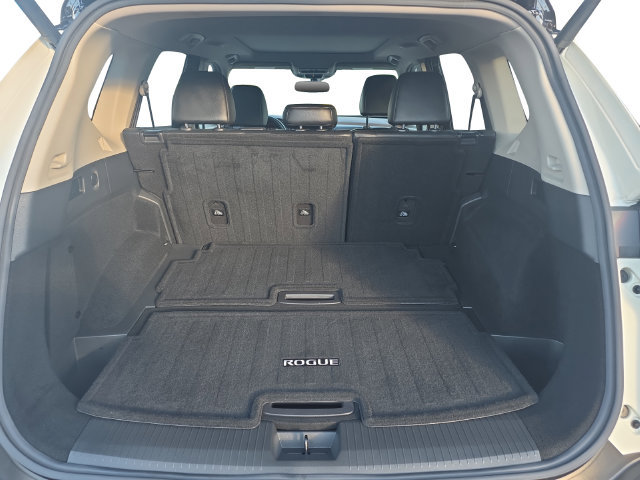 Used 2021 Nissan Rogue SL w/ Premium Package FWD image 13