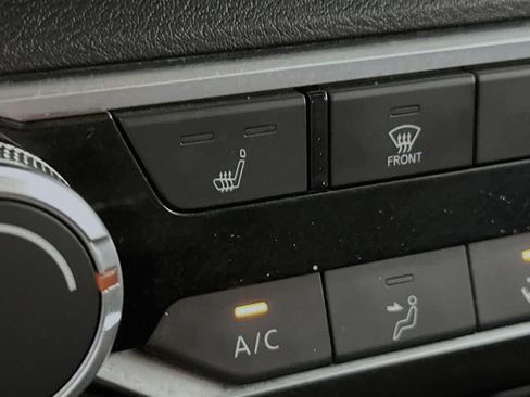 Used 2023 Nissan Altima 2.5 SR w/ SR Premium Package FWD image 31