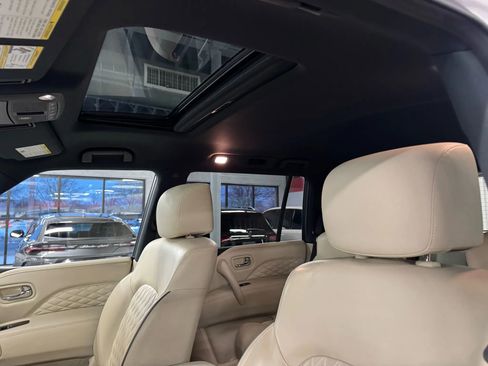 Used 2023 INFINITI QX80 Sensory w/ Cargo Package image 12