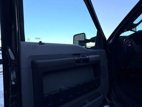 Used 2016 Ford F250 XLT image 17