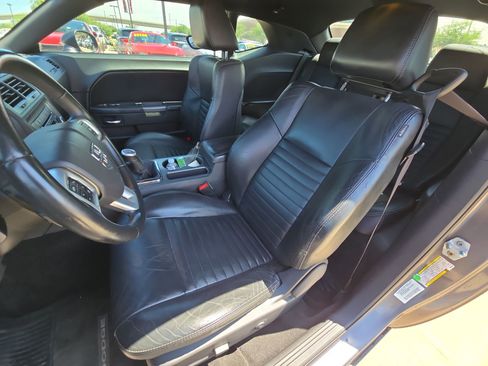 Used 2013 Dodge Challenger R/T Plus image 11