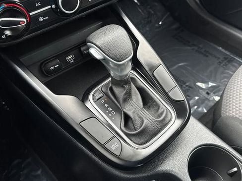 Used 2021 Kia Soul LX image 25