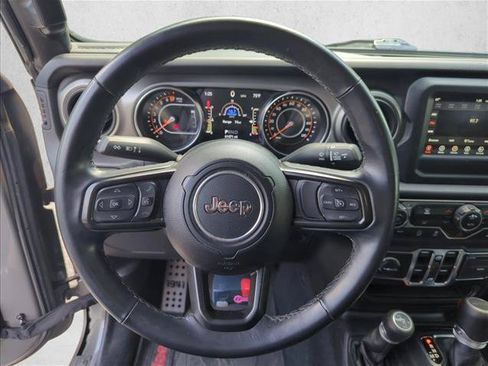 Used 2021 Jeep Gladiator Sport AWD/4WD image 15